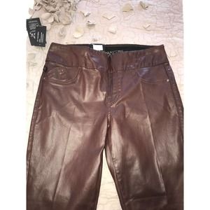 "Rock&Republic" Size 16M, Burgandy, Fever, PullOn MidRise,Skinny Legging NWT